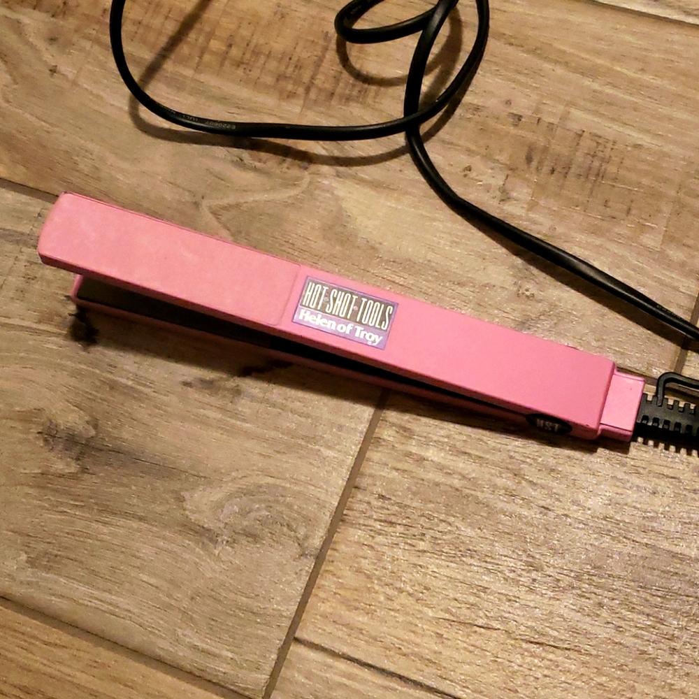 Hot Shot Tools ceramic flat iron